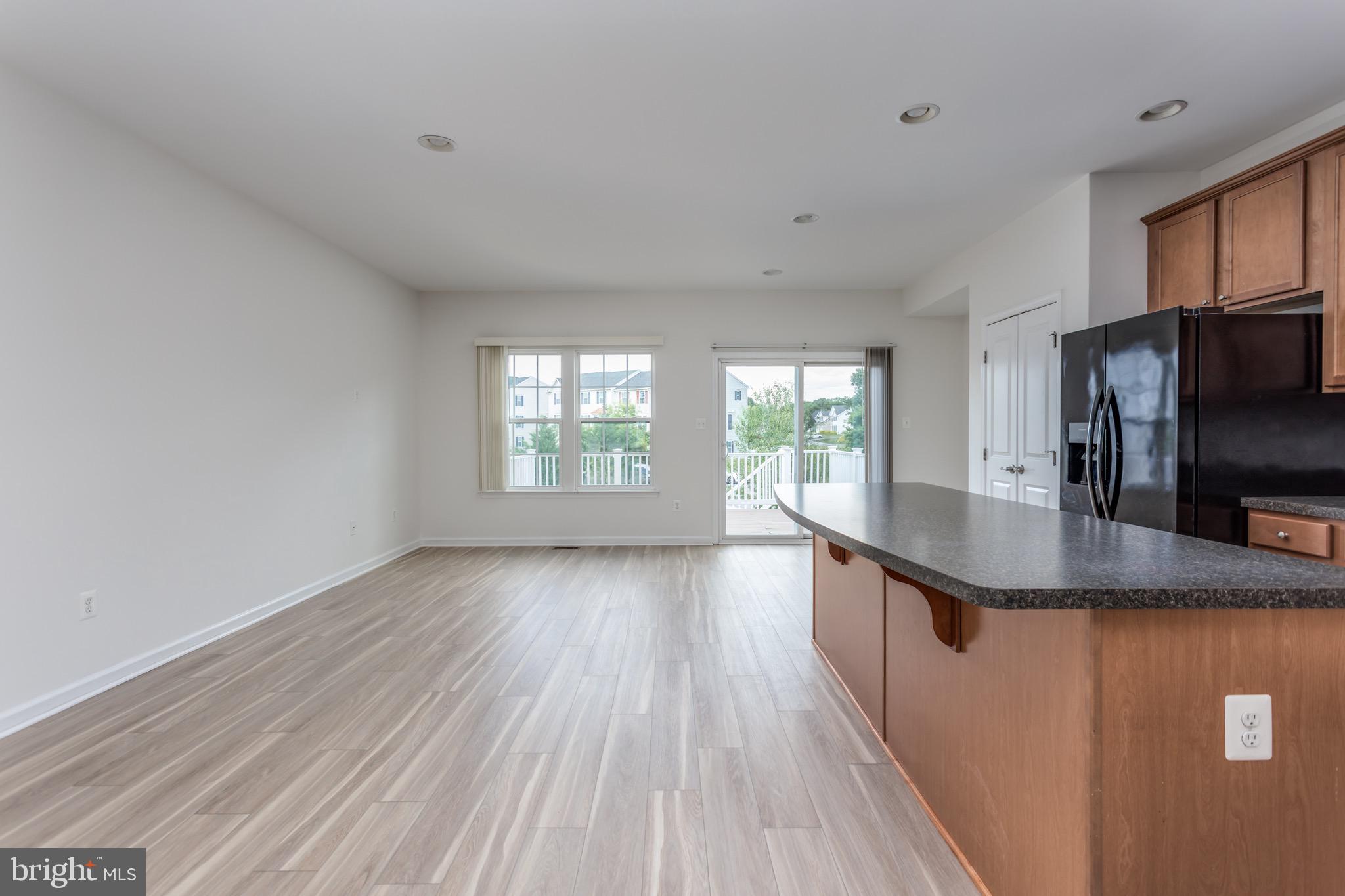 BROOKFIELD - Residential