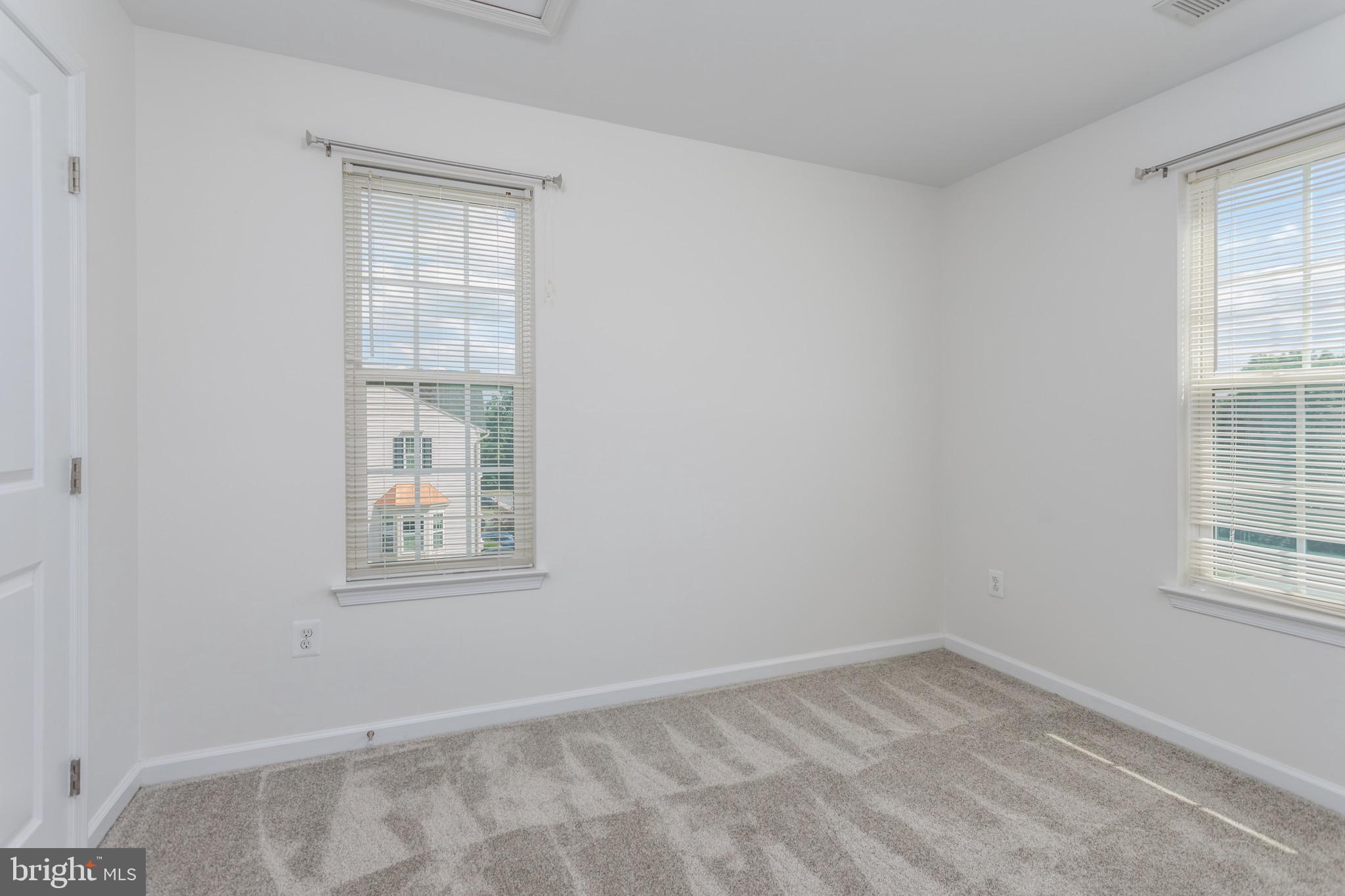 BROOKFIELD - Residential