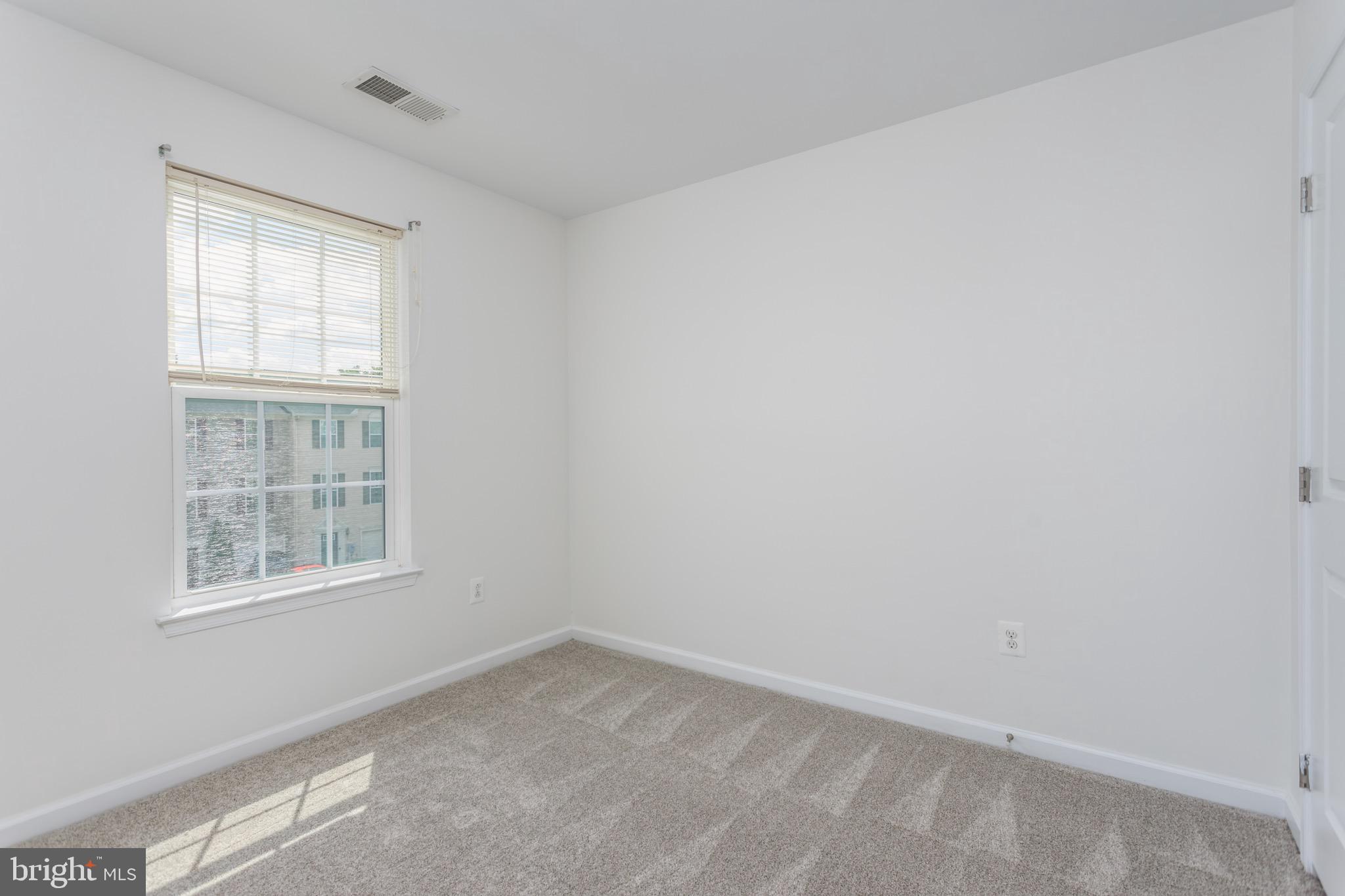 BROOKFIELD - Residential