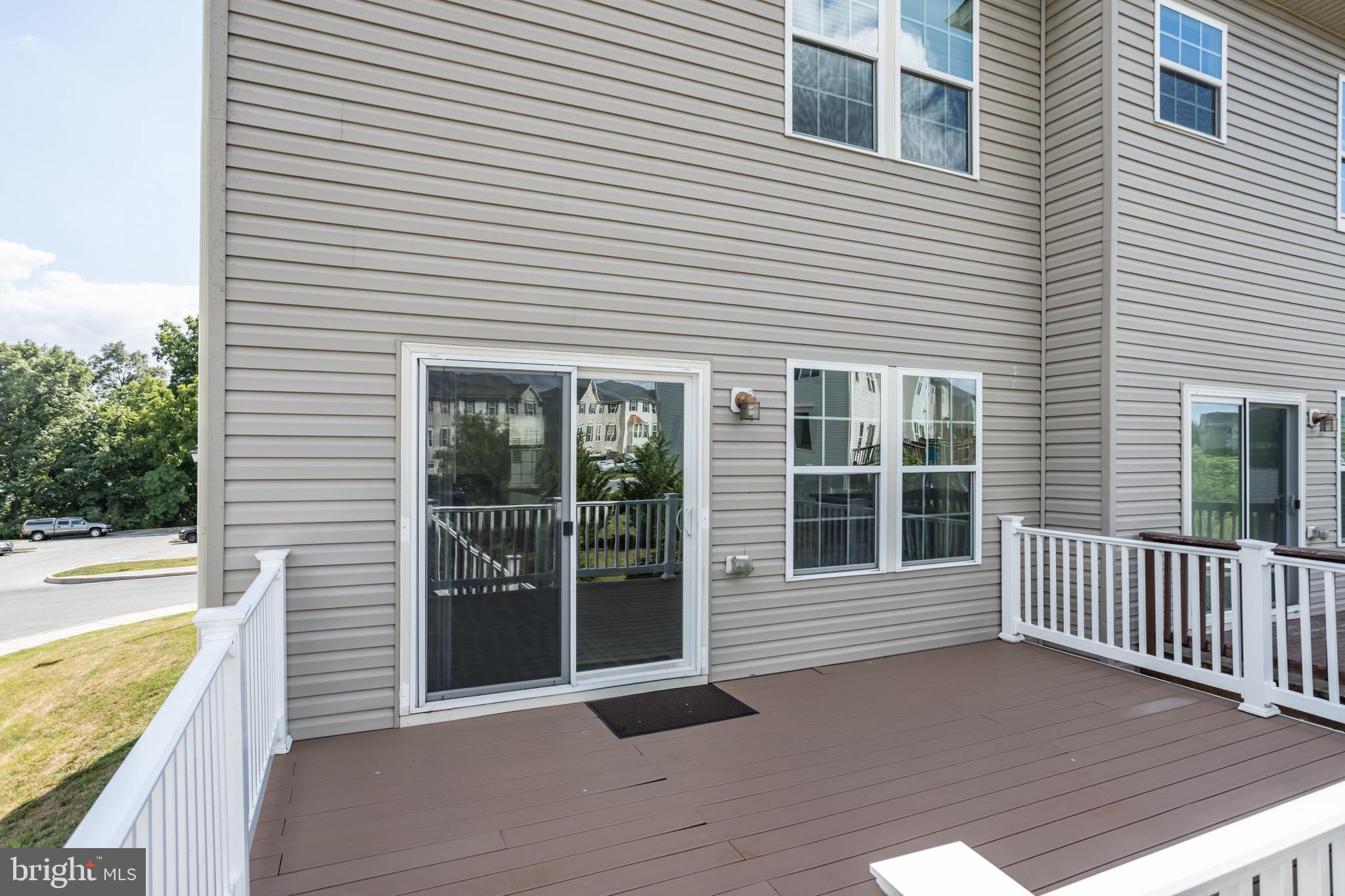 BROOKFIELD - Residential