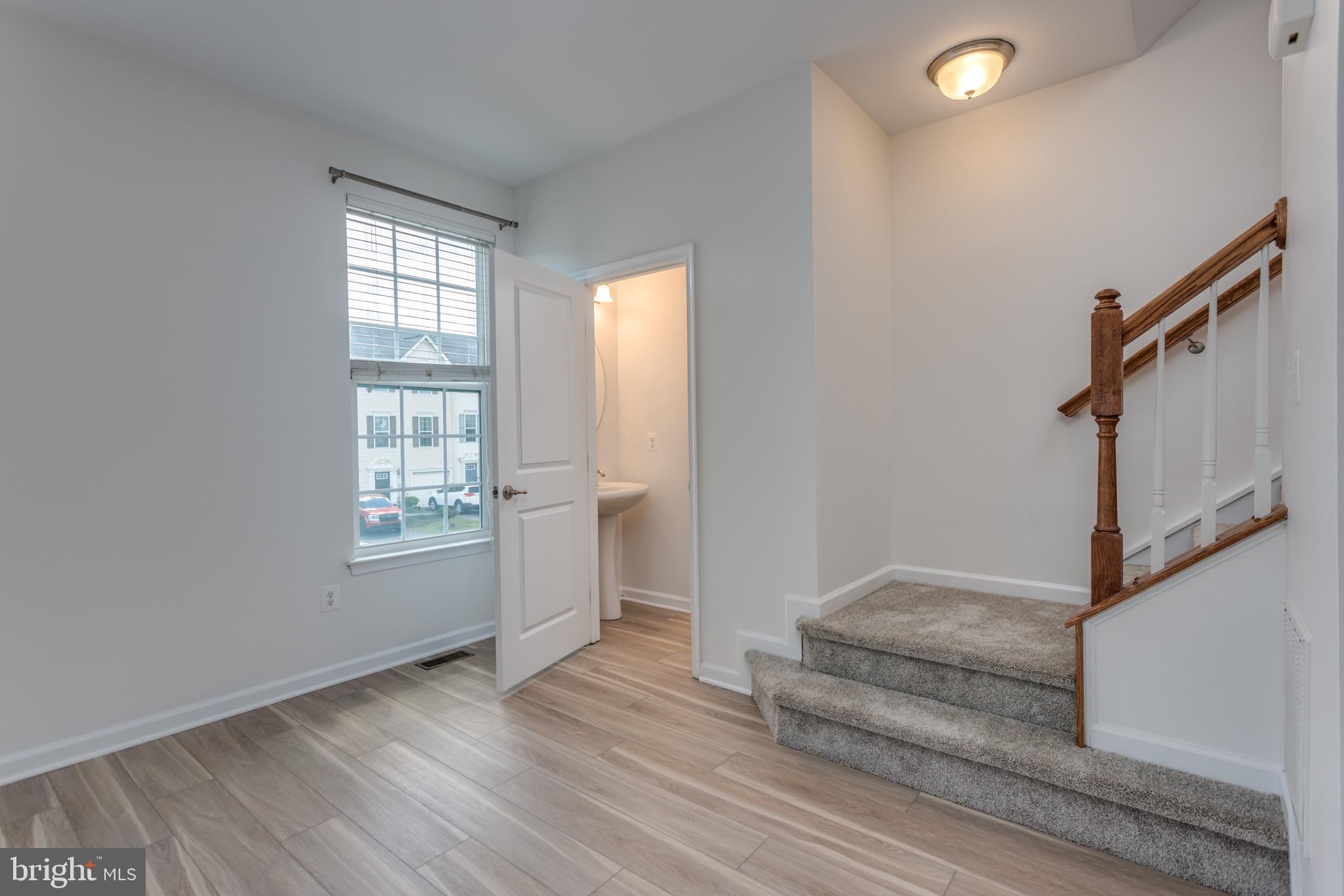 BROOKFIELD - Residential