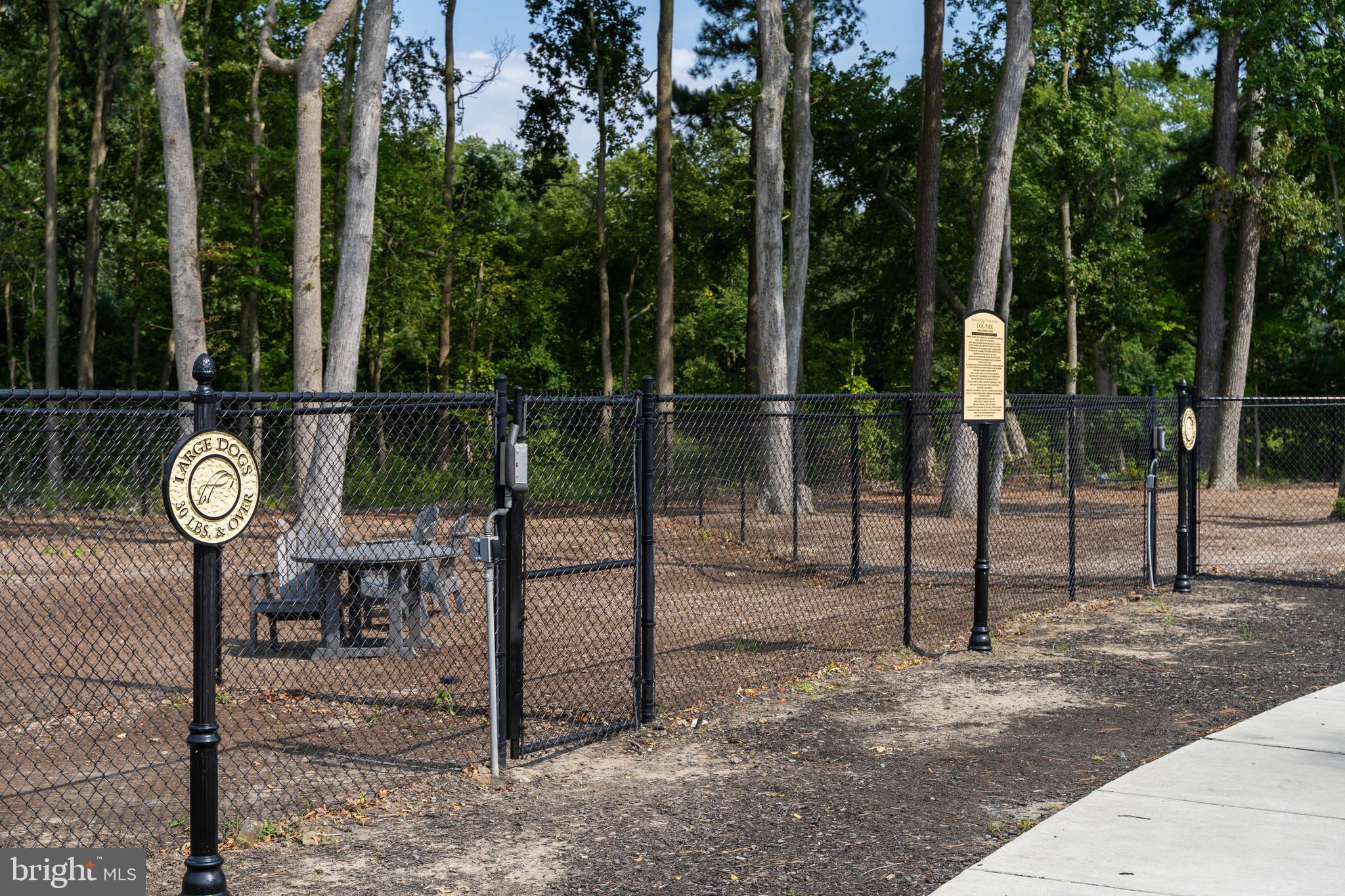 BISHOPS LANDING - Residential