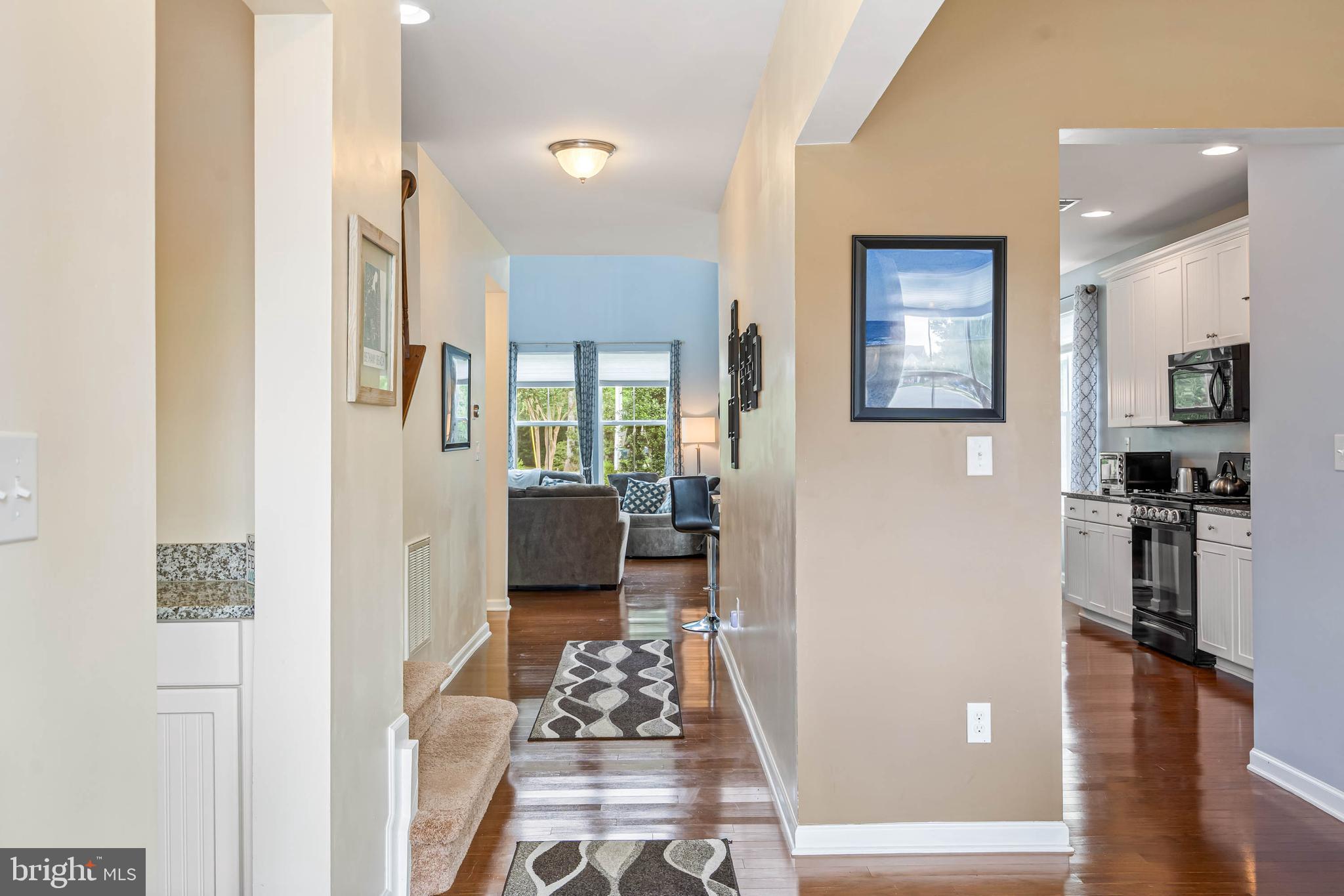 33285 LONE CEDAR LANDING