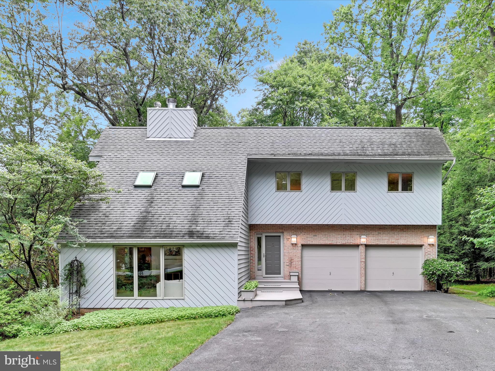 17 CHINKAPIN DRIVE