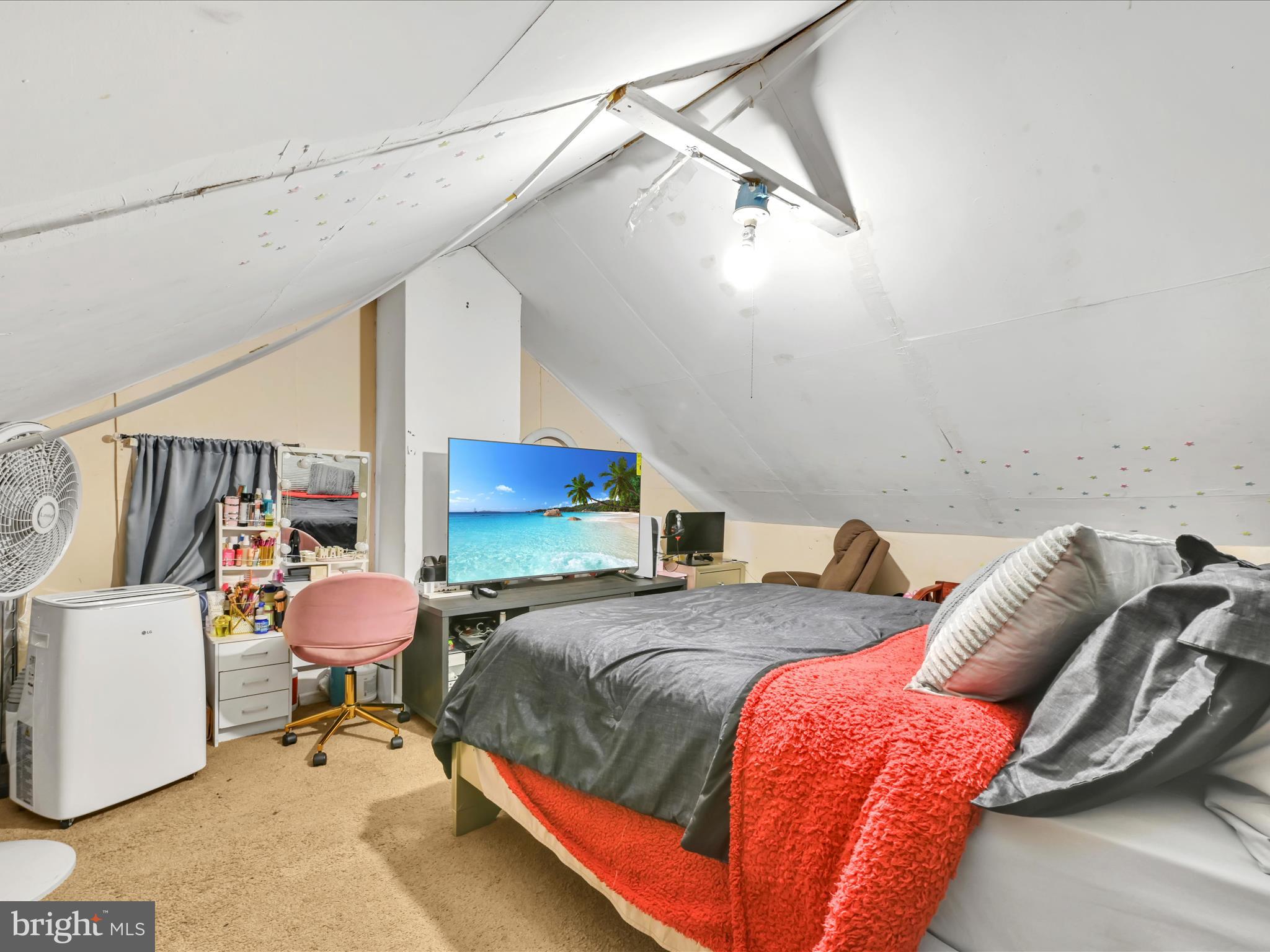 LEBANON CITY - Residential