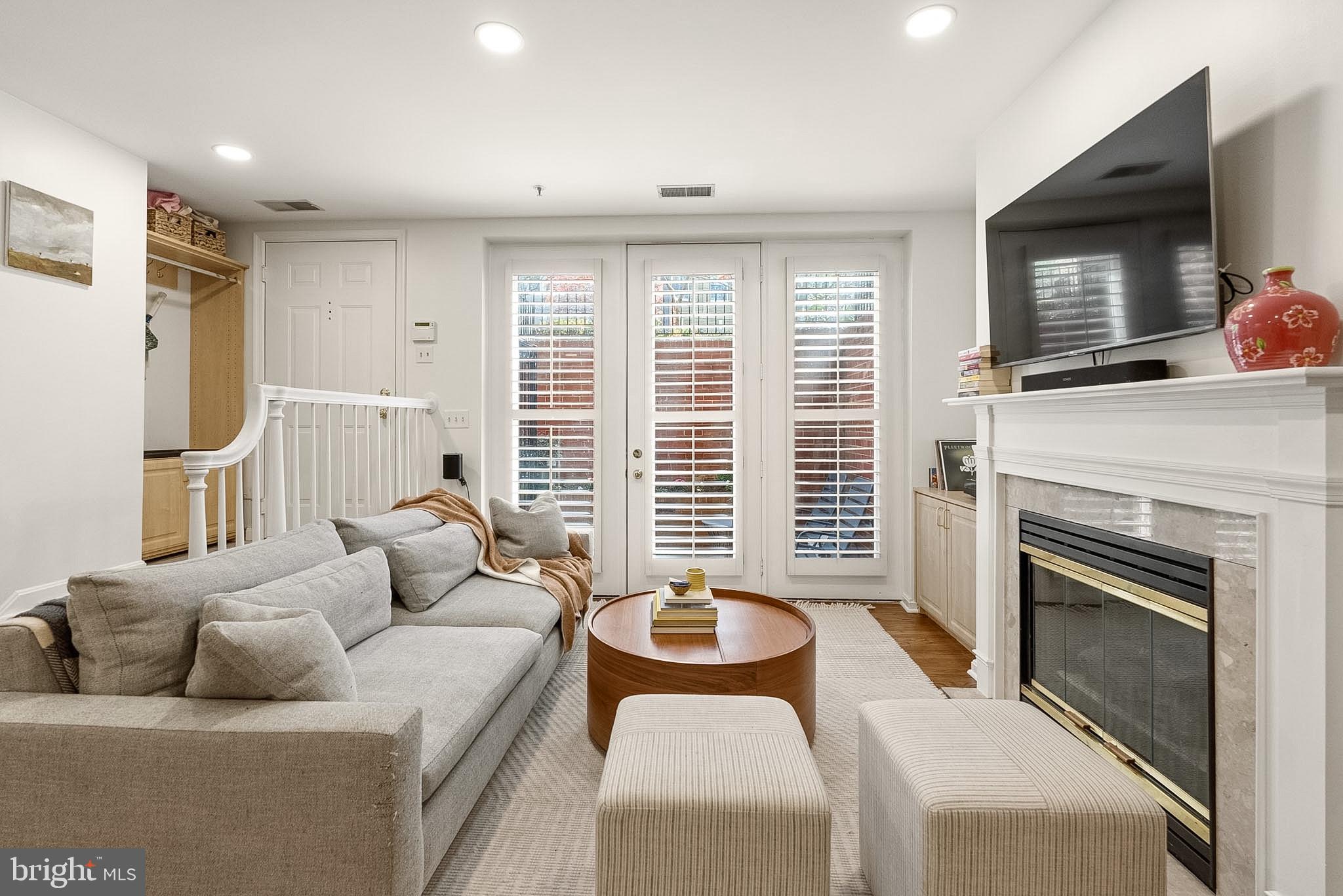 1935 BELMONT ROAD NW 1121