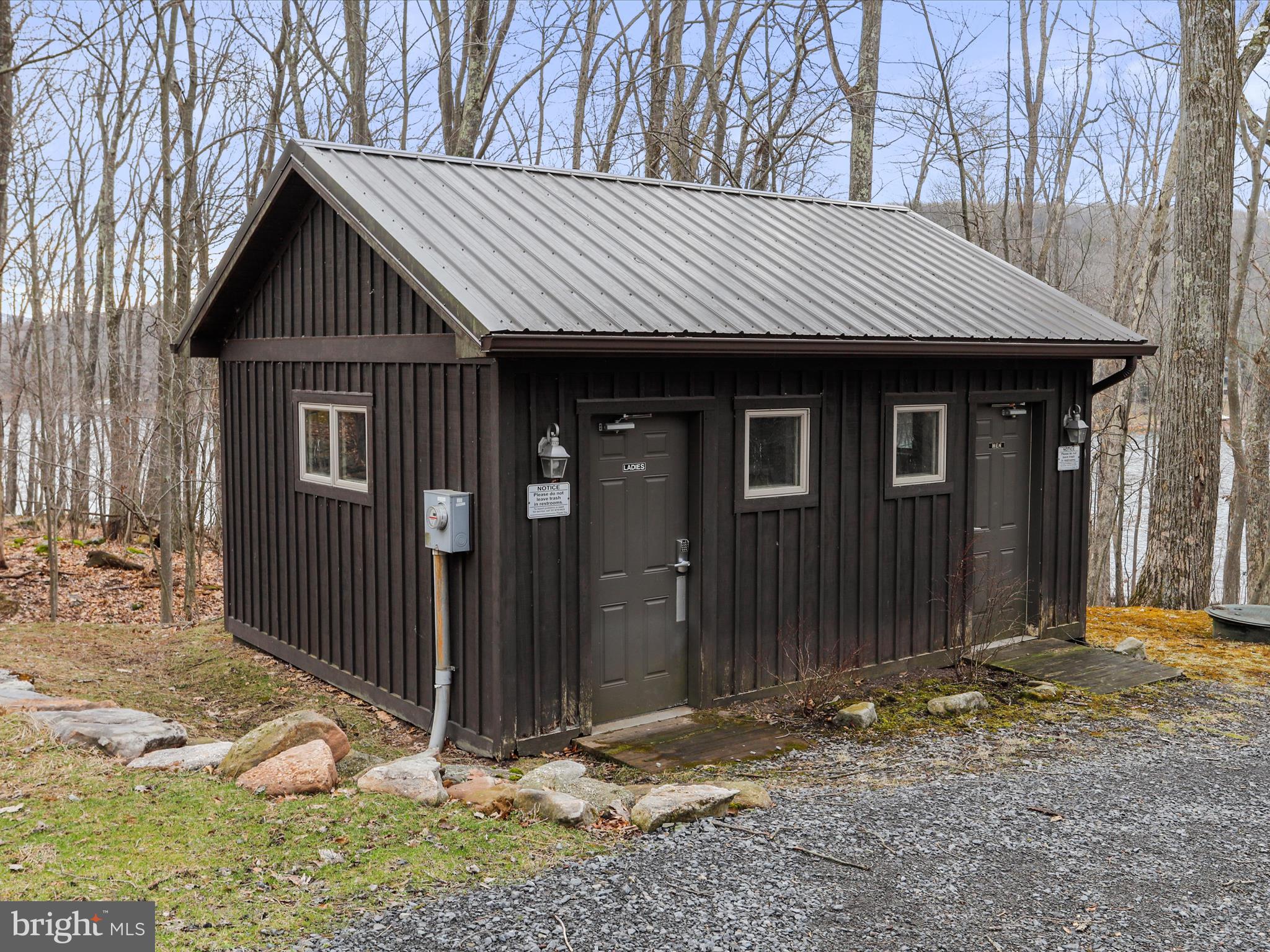 VILLAGES OF WISP - Residential