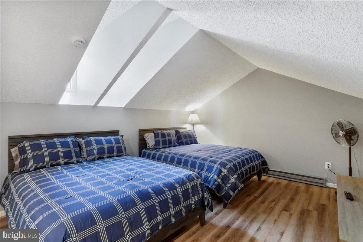 VILLAGES OF WISP - Residential