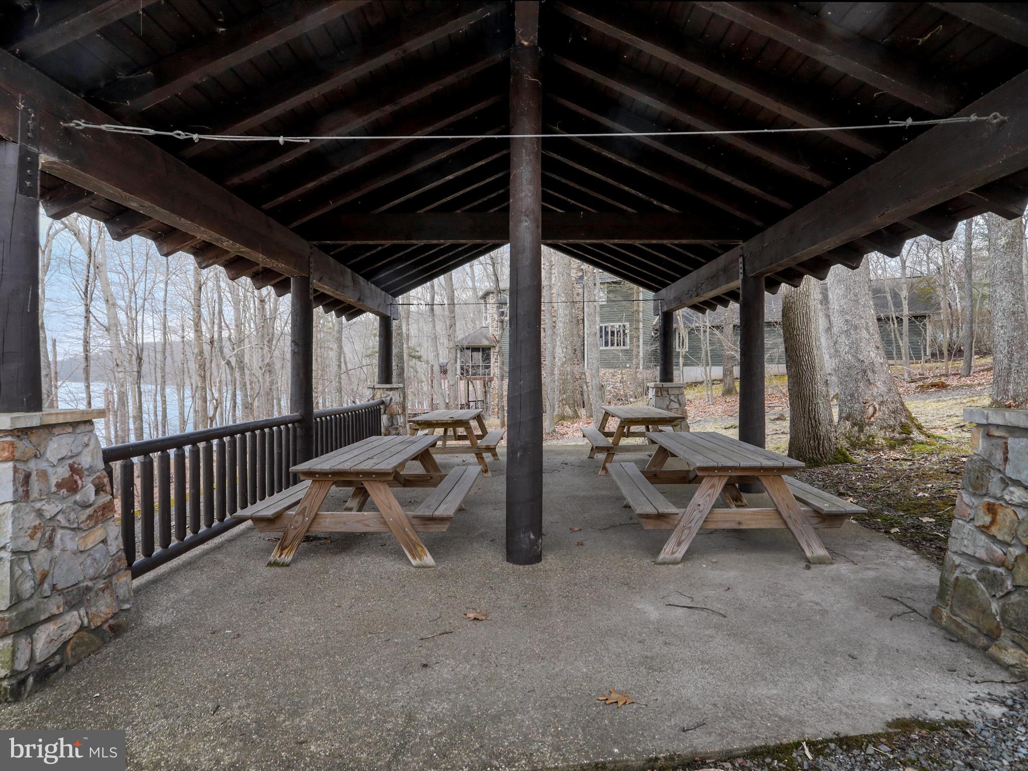 VILLAGES OF WISP - Residential