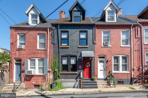 Photo for 622 N JEFFERSON STREET