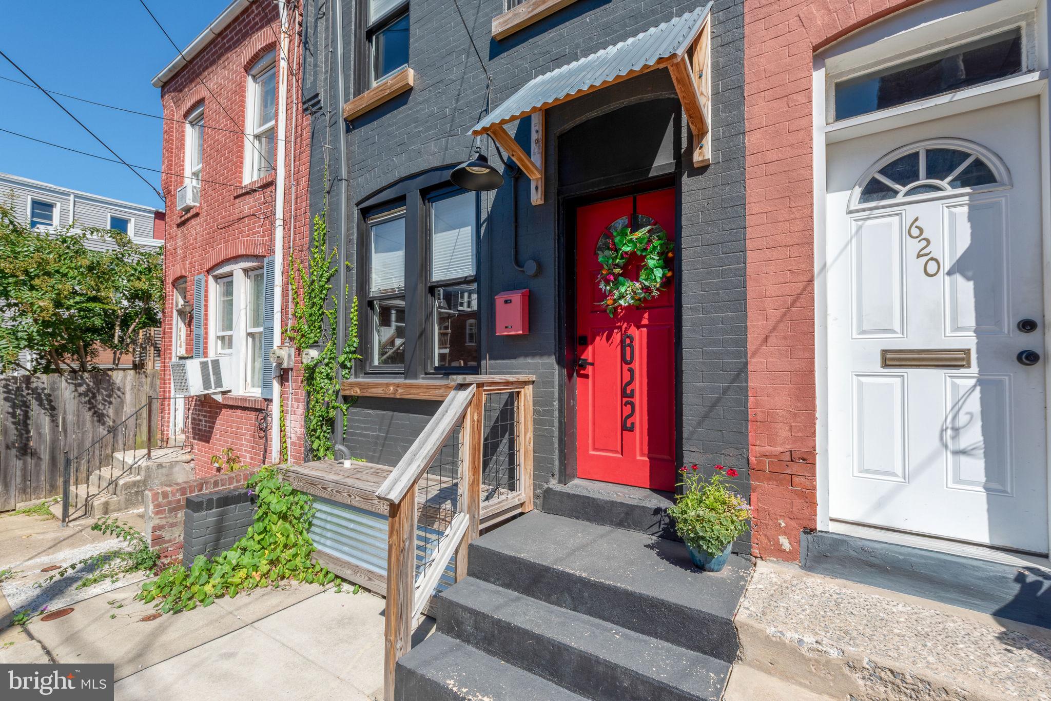 622 N JEFFERSON STREET