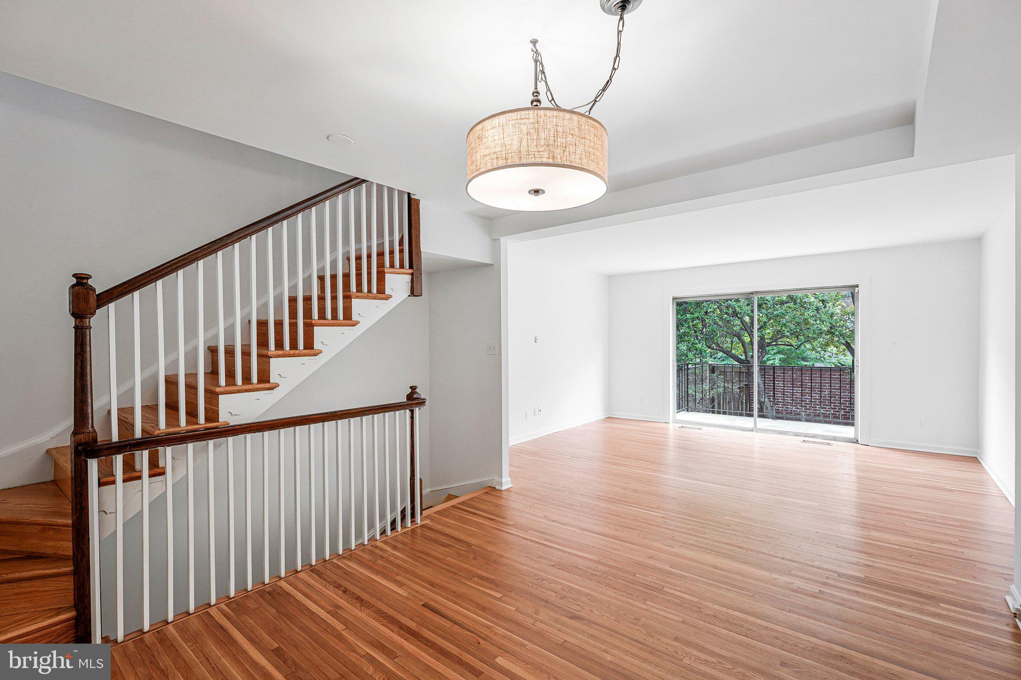 712 6TH STREET SW