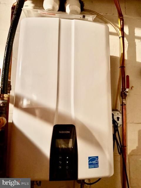 Tiny photo for 117 S 8th Street, MOUNT WOLF, PA 17347 (MLS # PAYK2090024)