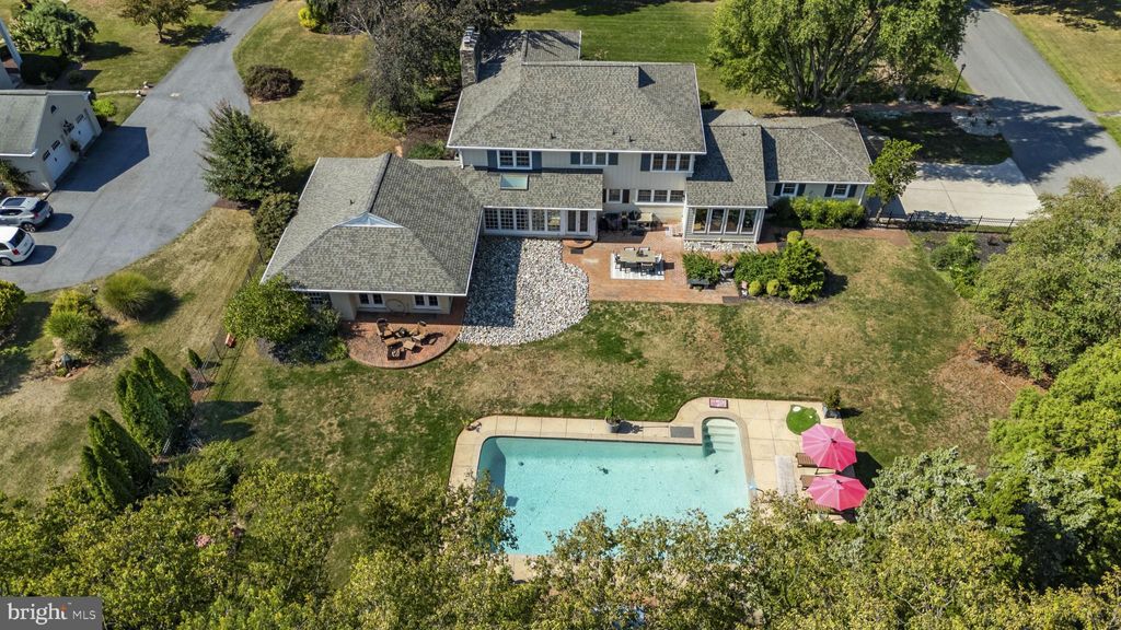 Photo of 117 S 8th Street, MOUNT WOLF, PA 17347 (MLS # PAYK2090024)