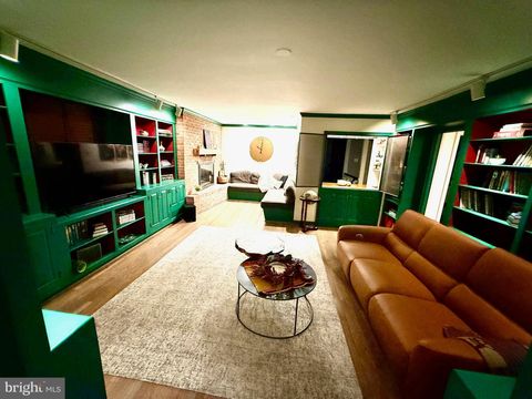 Tiny photo for 117 S 8th Street, MOUNT WOLF, PA 17347 (MLS # PAYK2090024)