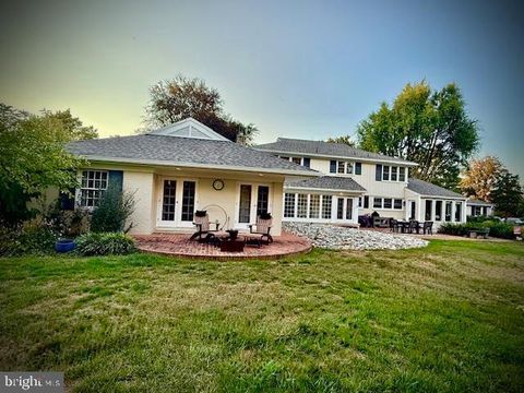 Tiny photo for 117 S 8th Street, MOUNT WOLF, PA 17347 (MLS # PAYK2090024)