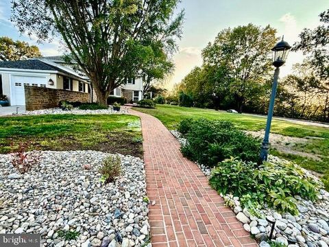 Tiny photo for 117 S 8th Street, MOUNT WOLF, PA 17347 (MLS # PAYK2090024)