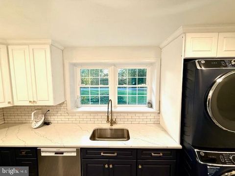 Tiny photo for 117 S 8th Street, MOUNT WOLF, PA 17347 (MLS # PAYK2090024)