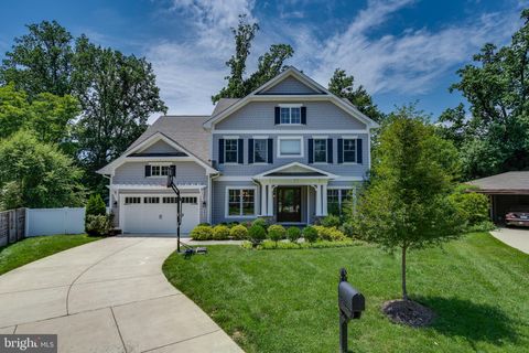 Photo of 6828 GRANBY ST, BETHESDA, MD 20817 (MLS # MDMC2097574) Photo of 6828 GRANBY ST, BETHESDA, MD 20817 (MLS # MDMC2097574)