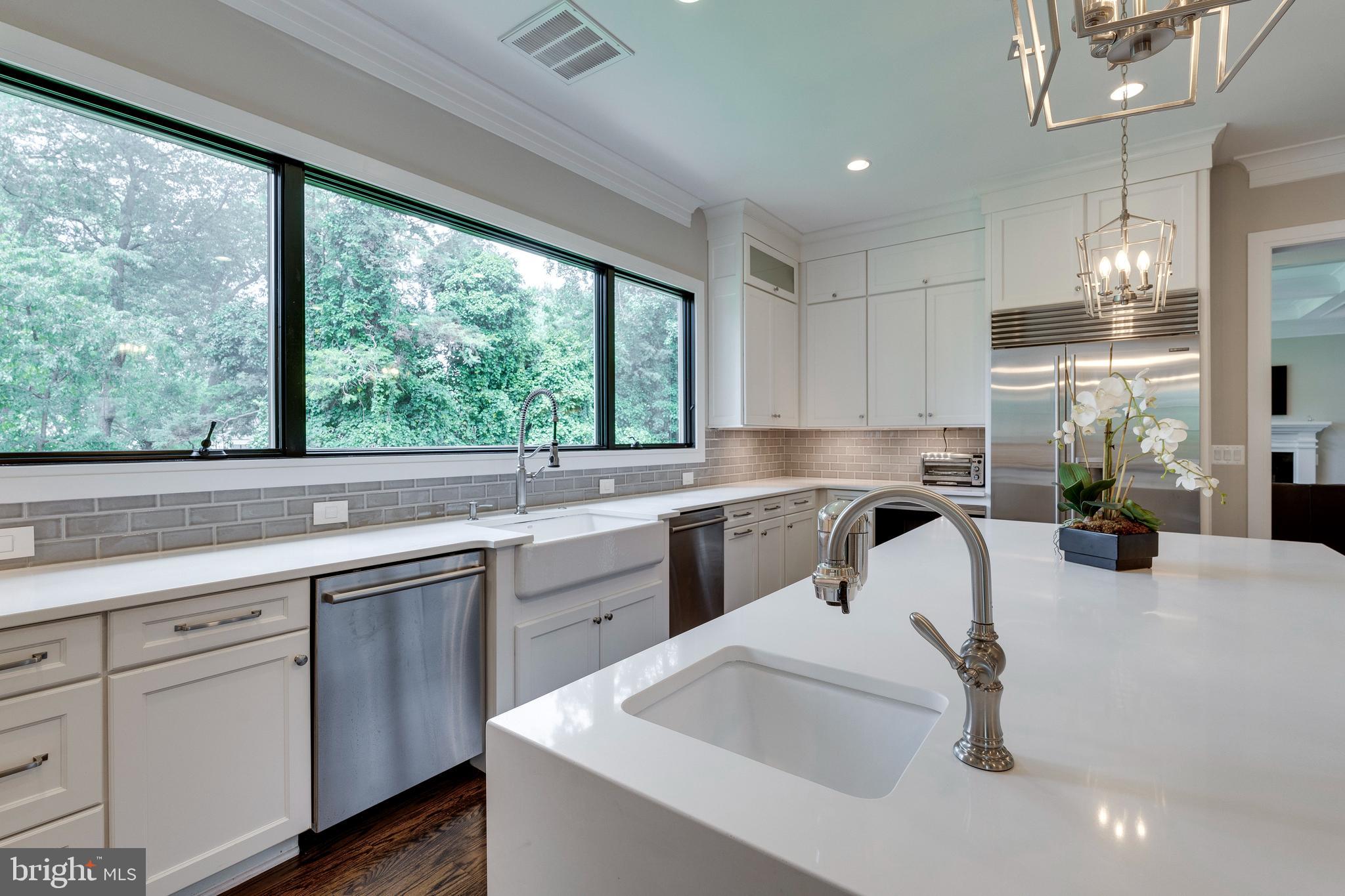 KENWOOD PARK - Residential