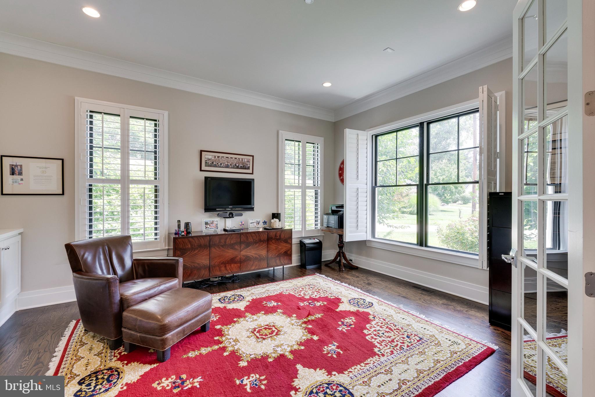 KENWOOD PARK - Residential