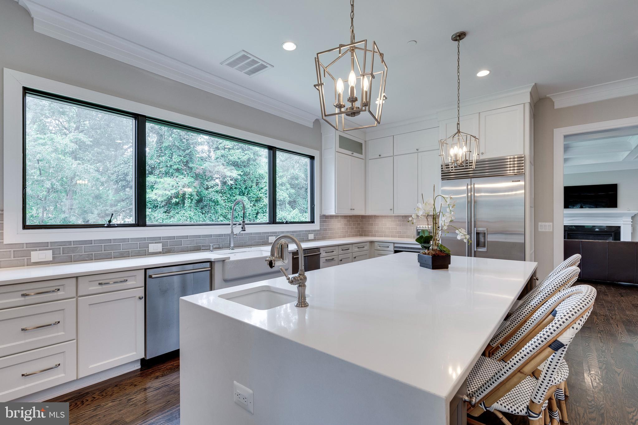 KENWOOD PARK - Residential