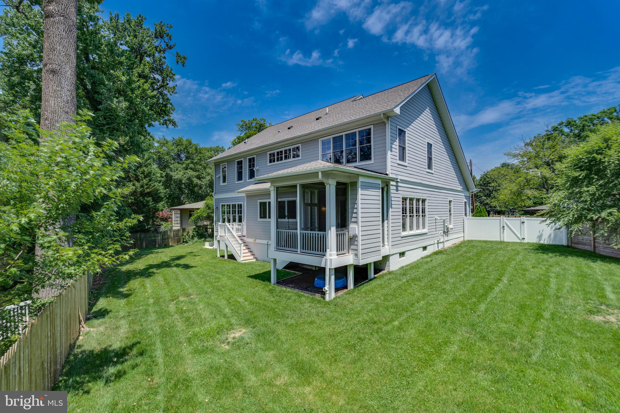 KENWOOD PARK - Residential