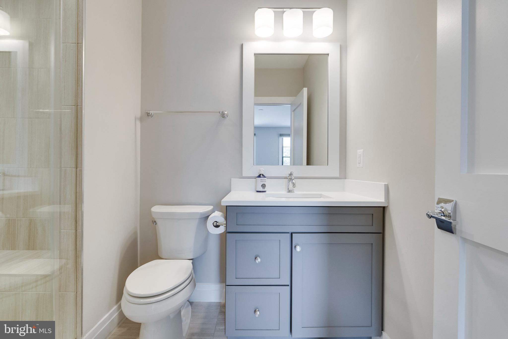 KENWOOD PARK - Residential