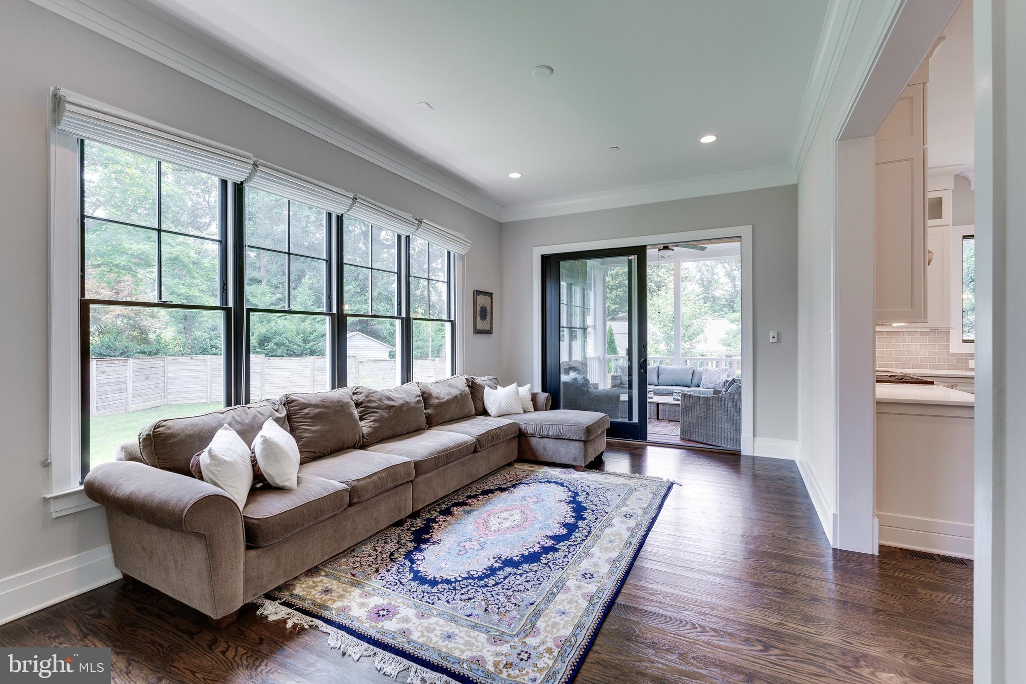 KENWOOD PARK - Residential