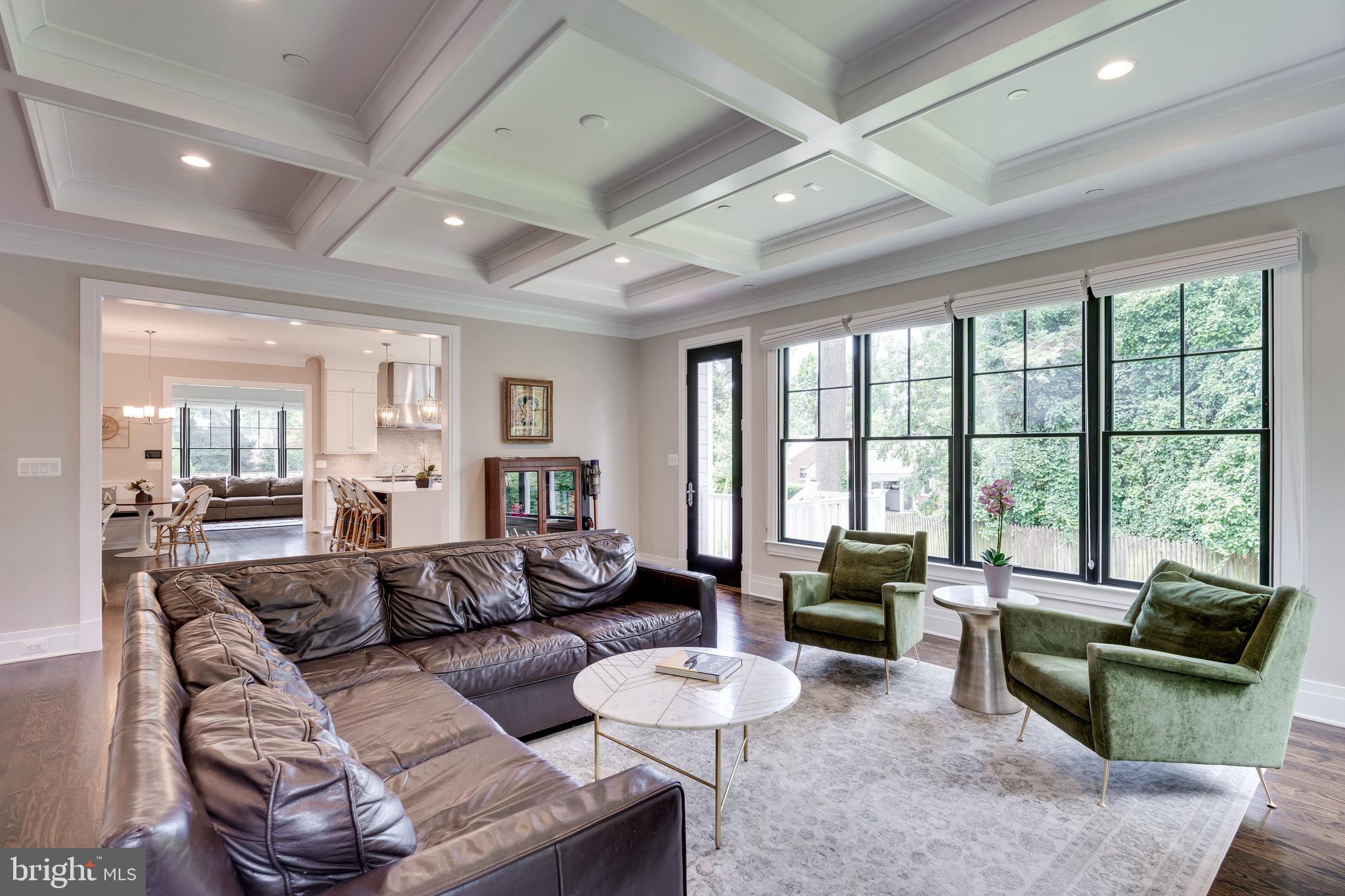 KENWOOD PARK - Residential