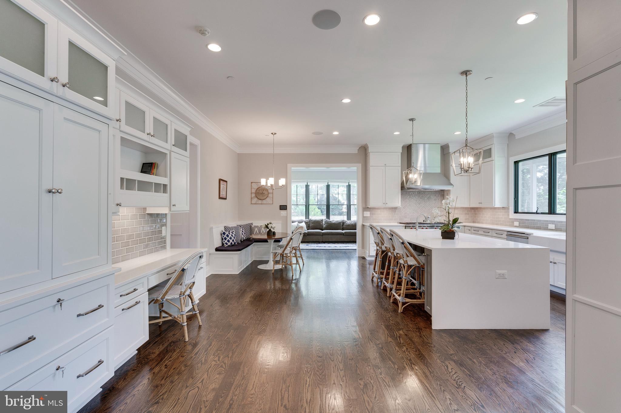 KENWOOD PARK - Residential