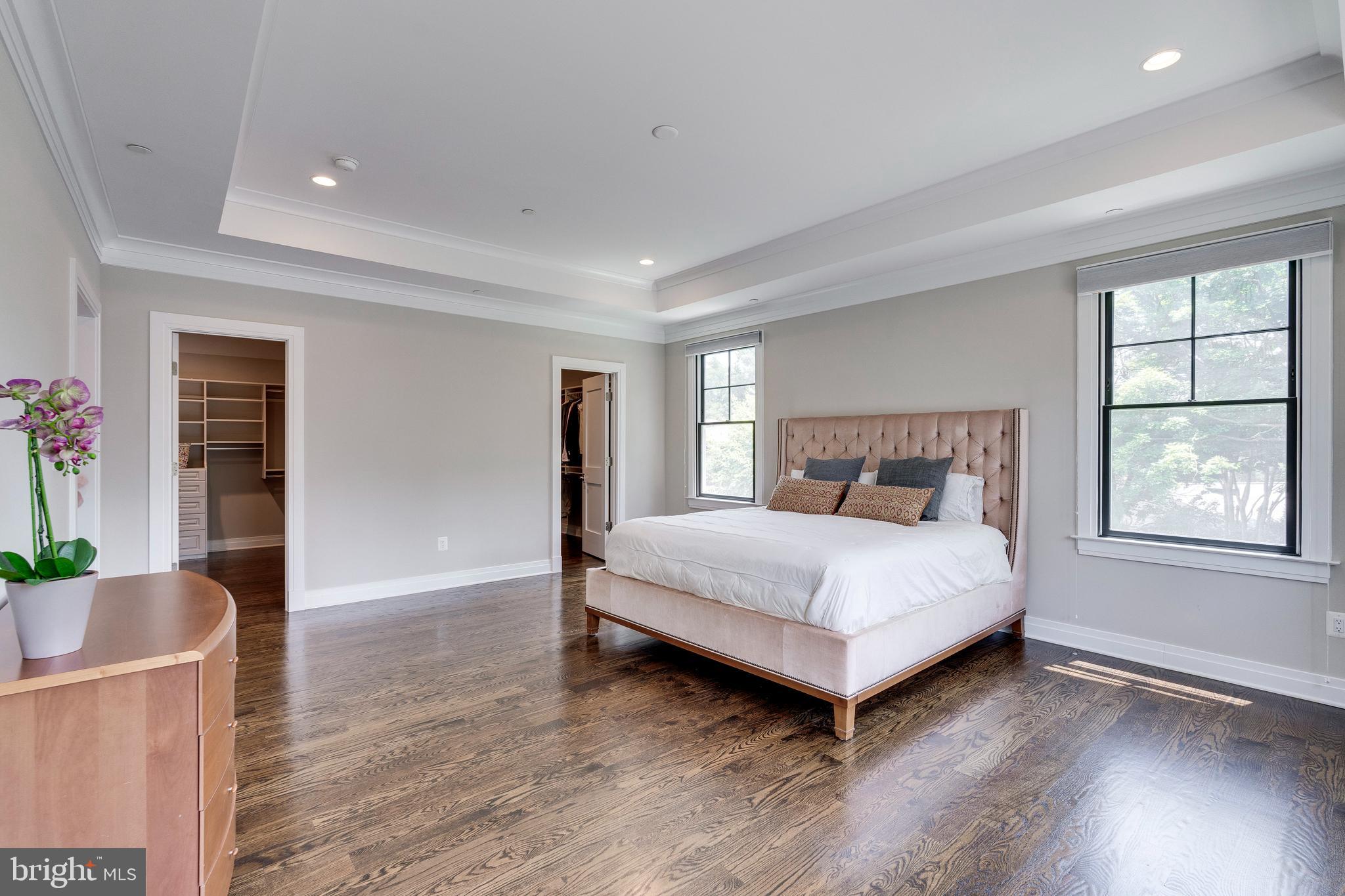 KENWOOD PARK - Residential