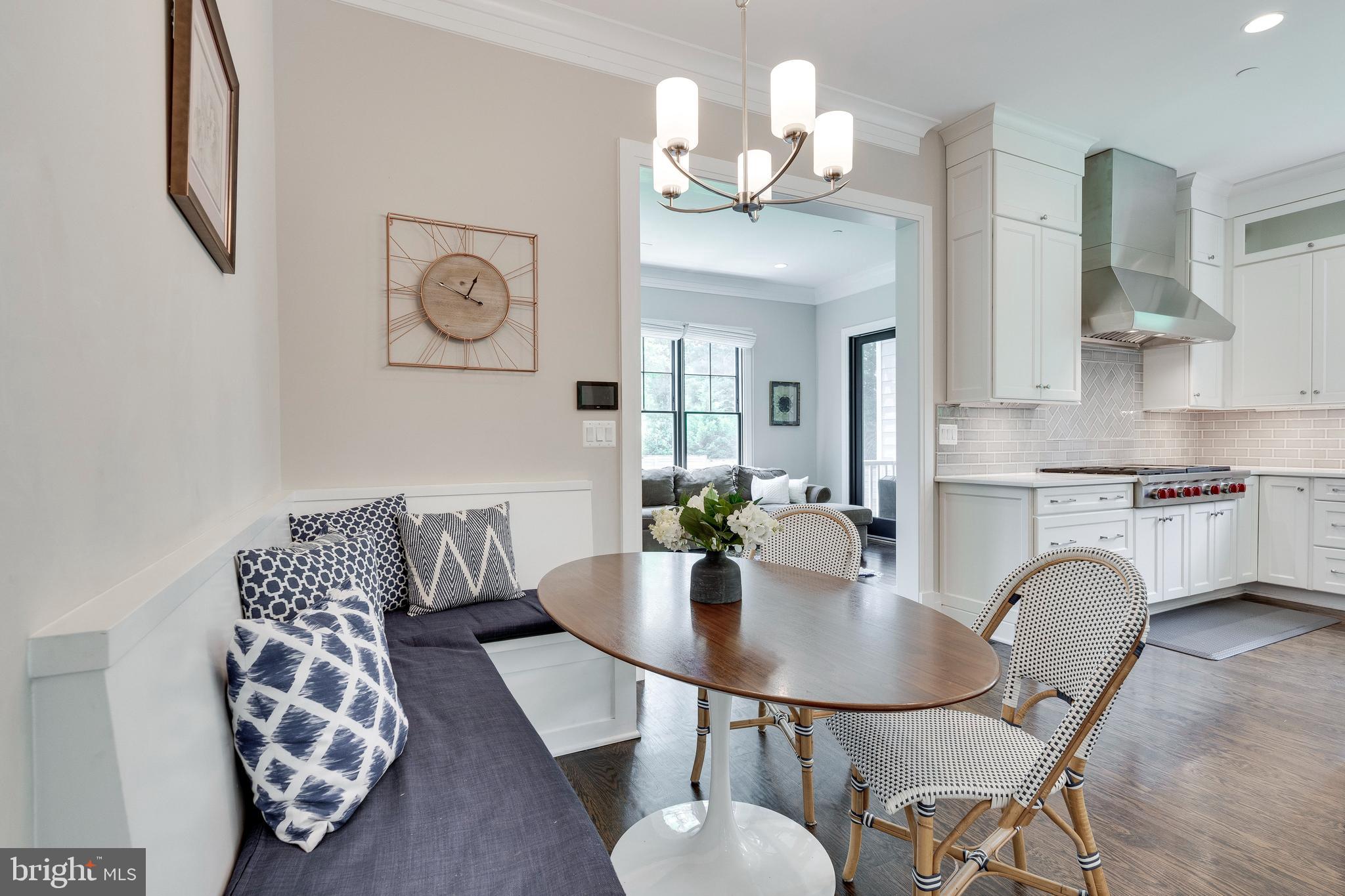 KENWOOD PARK - Residential