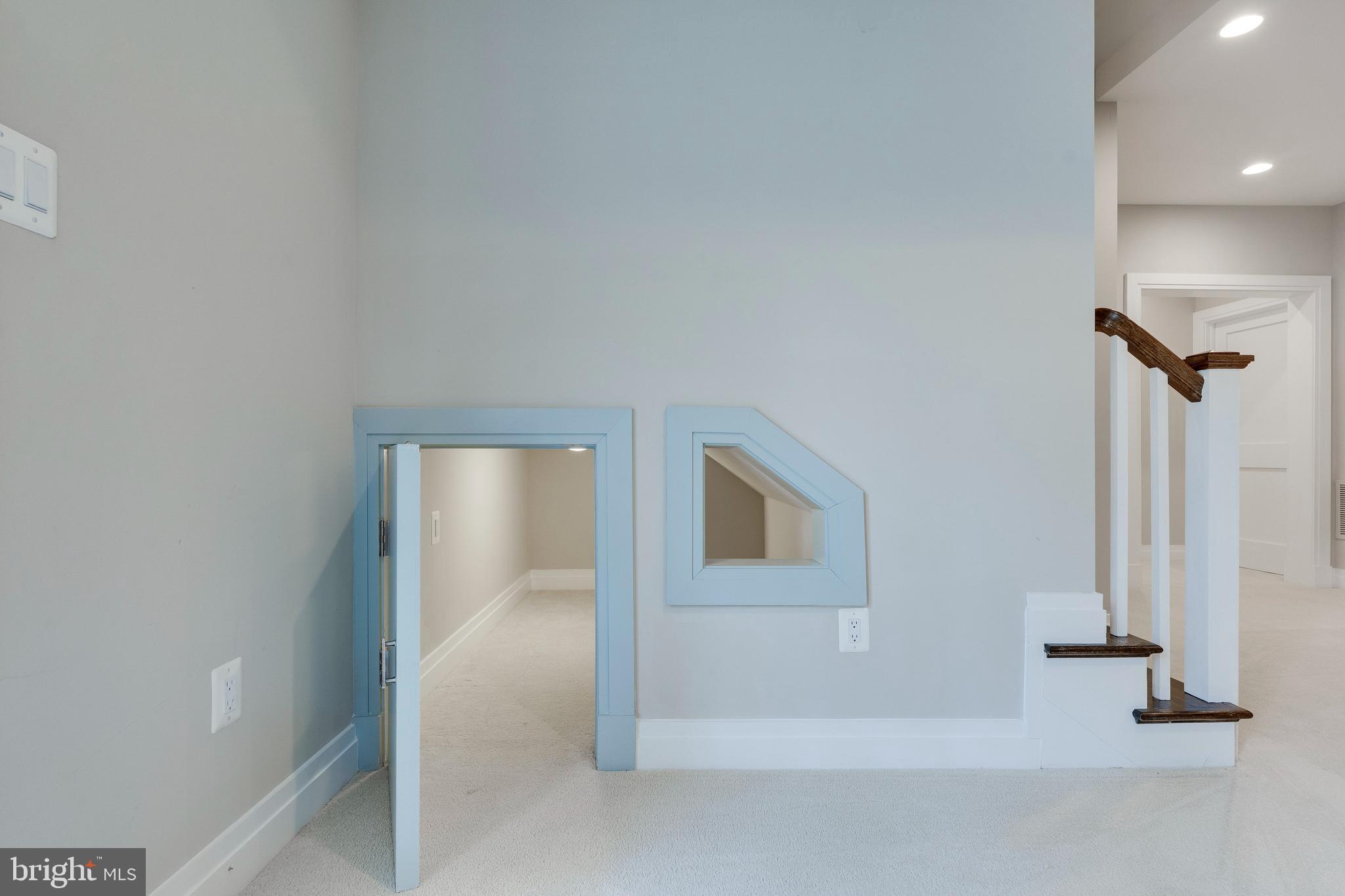 KENWOOD PARK - Residential