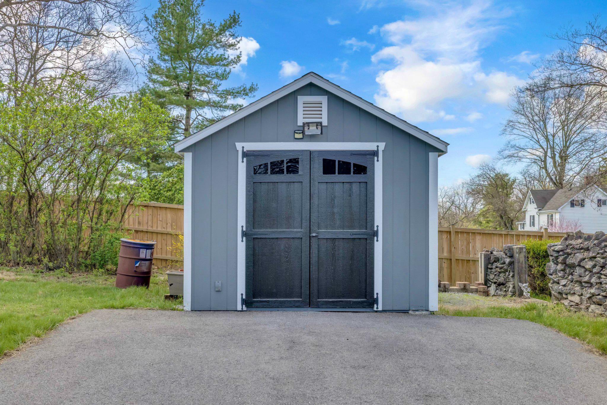 WILLIAMSPORT - Residential