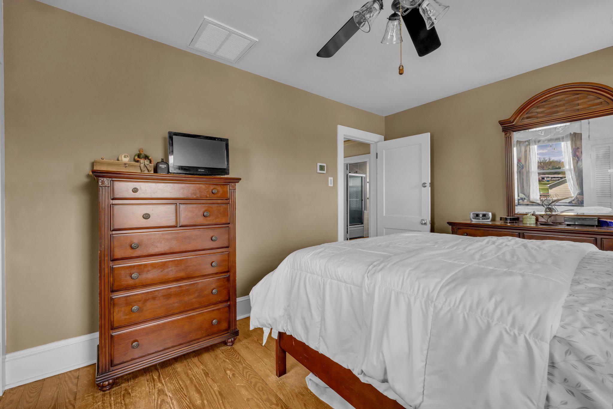 WILLIAMSPORT - Residential