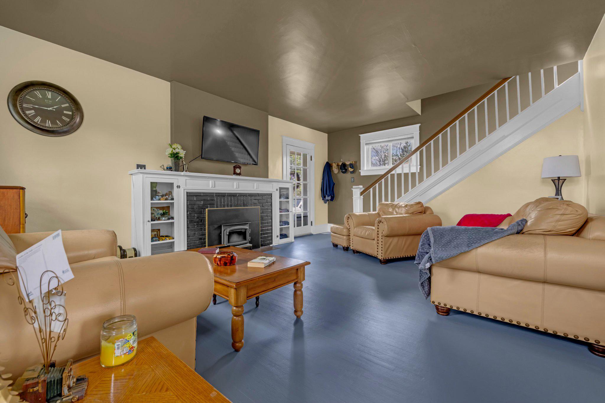 WILLIAMSPORT - Residential