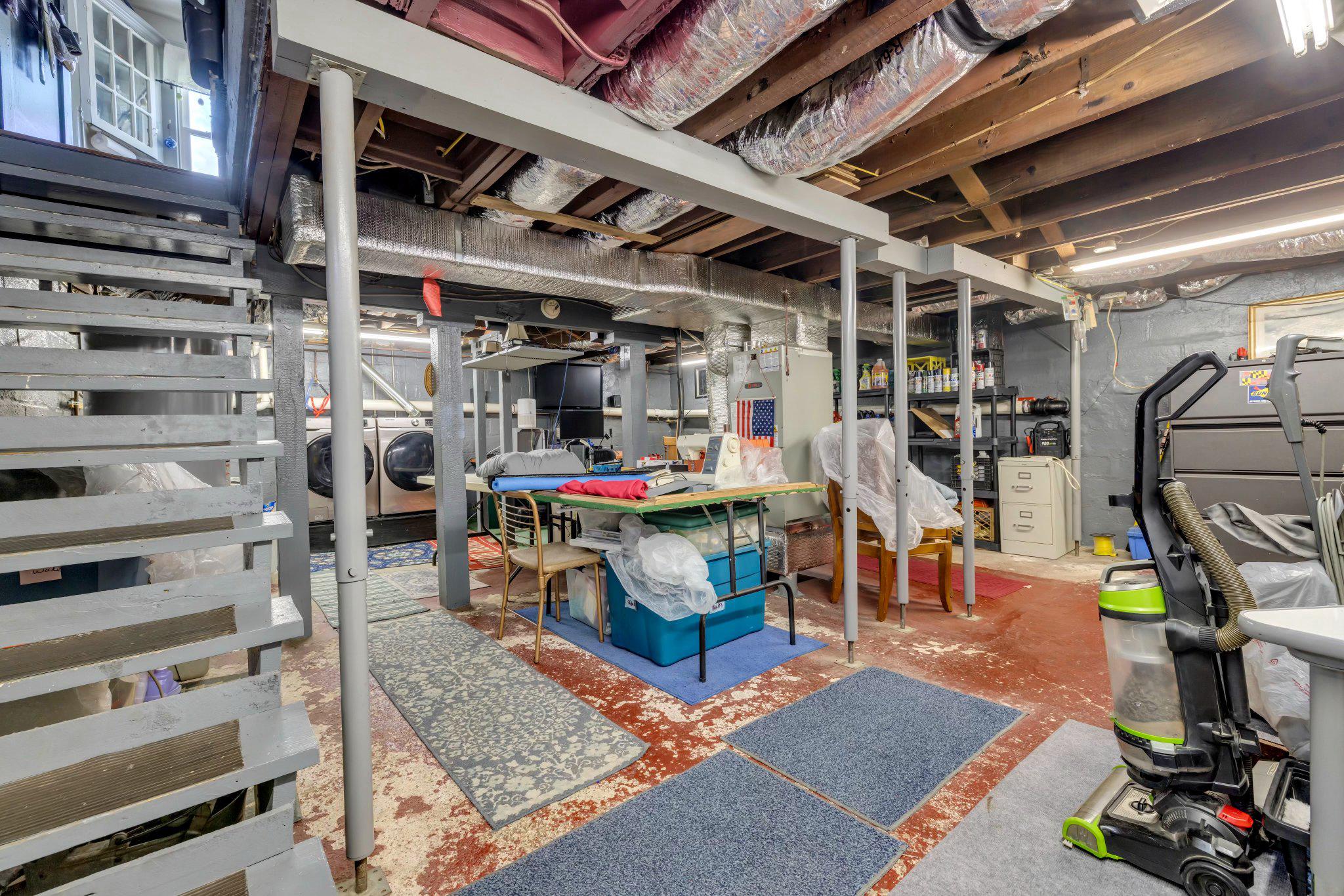 WILLIAMSPORT - Residential