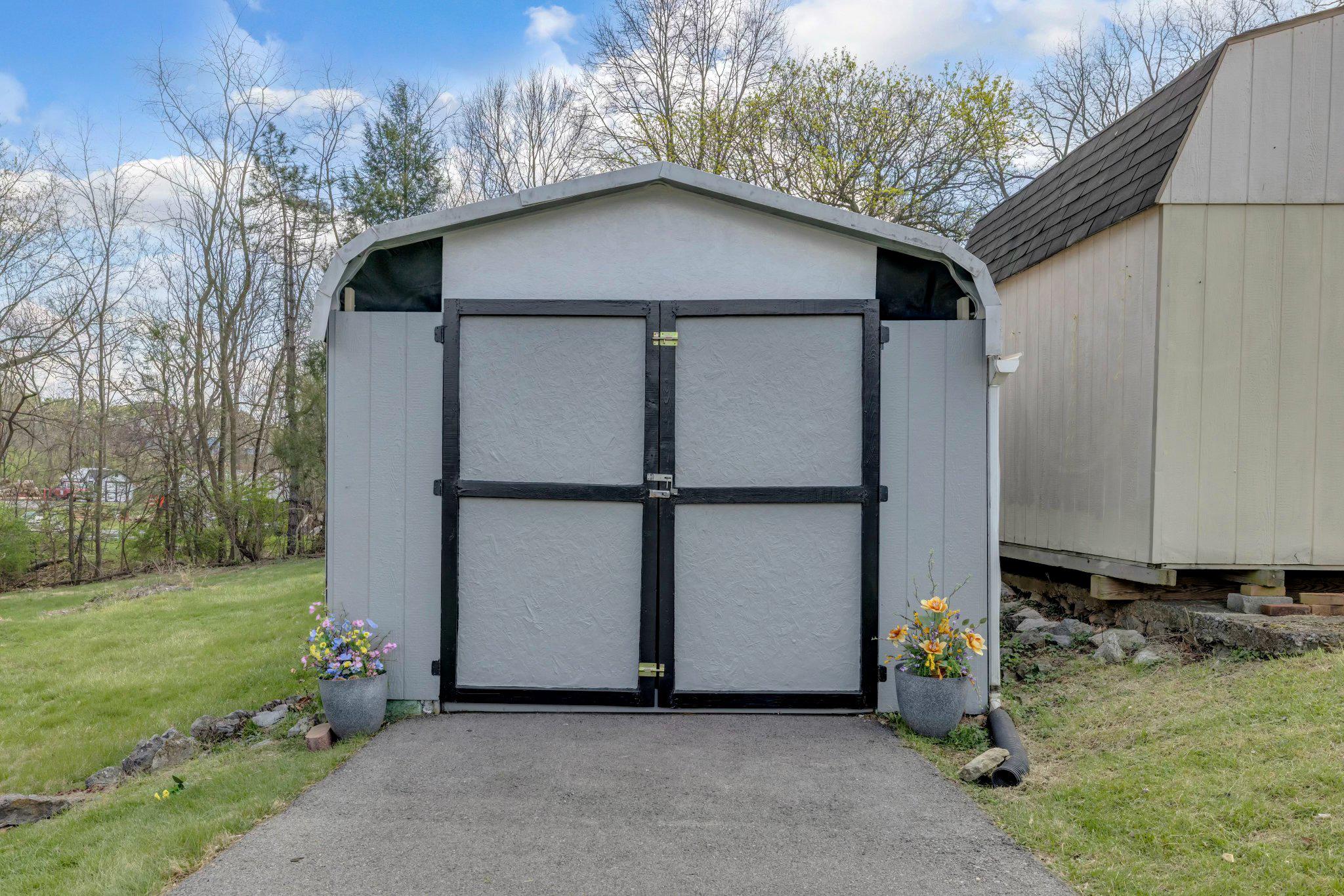 WILLIAMSPORT - Residential