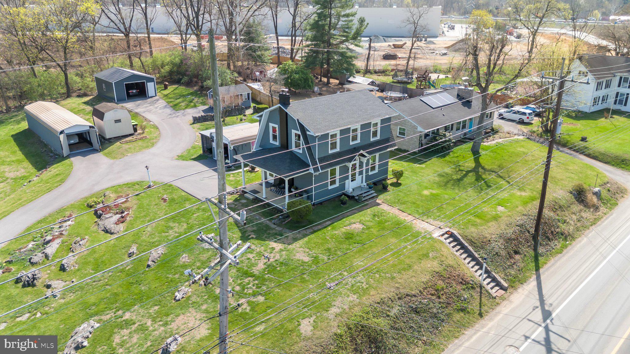 WILLIAMSPORT - Residential