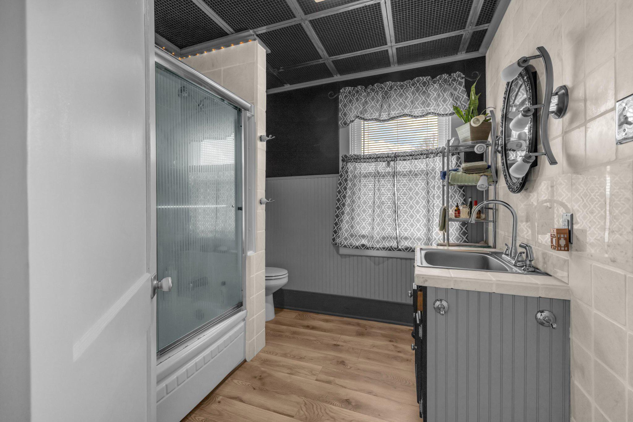 WILLIAMSPORT - Residential