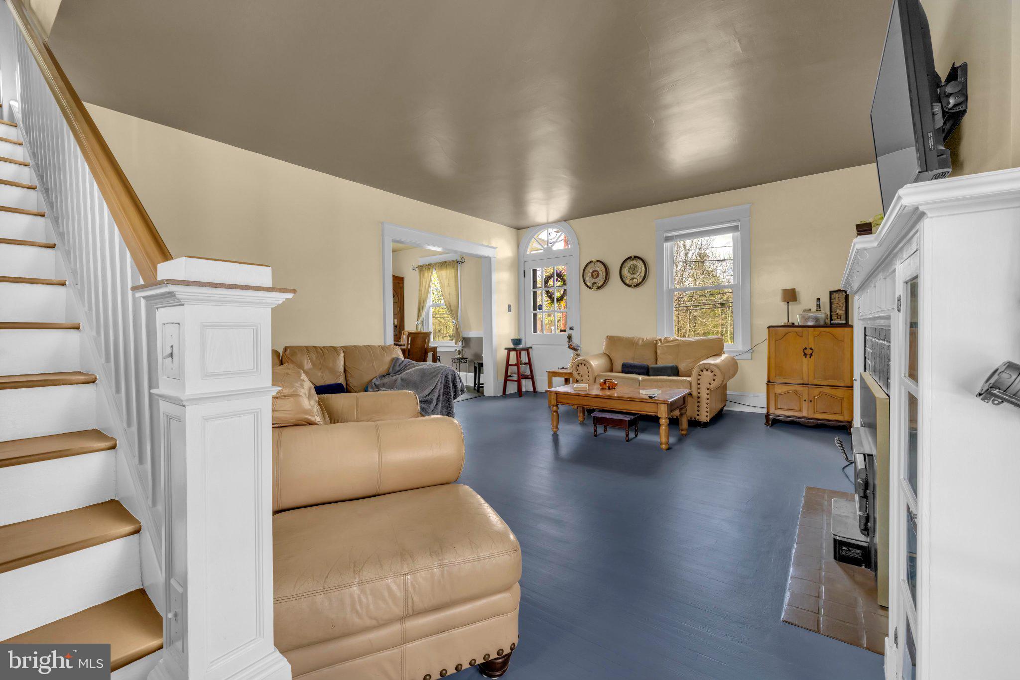 WILLIAMSPORT - Residential