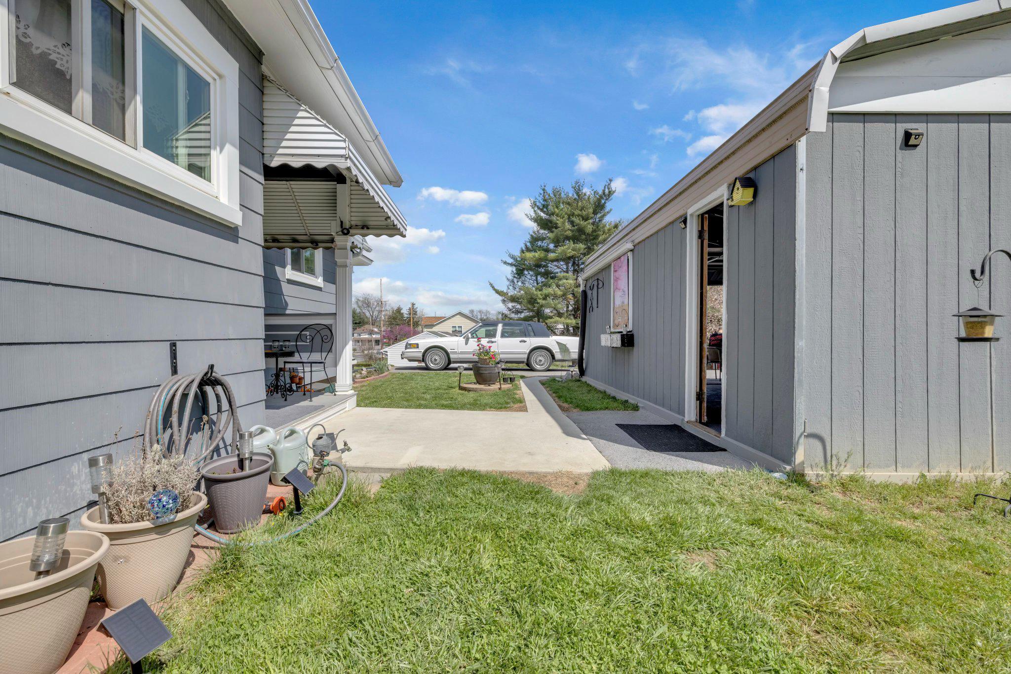 WILLIAMSPORT - Residential