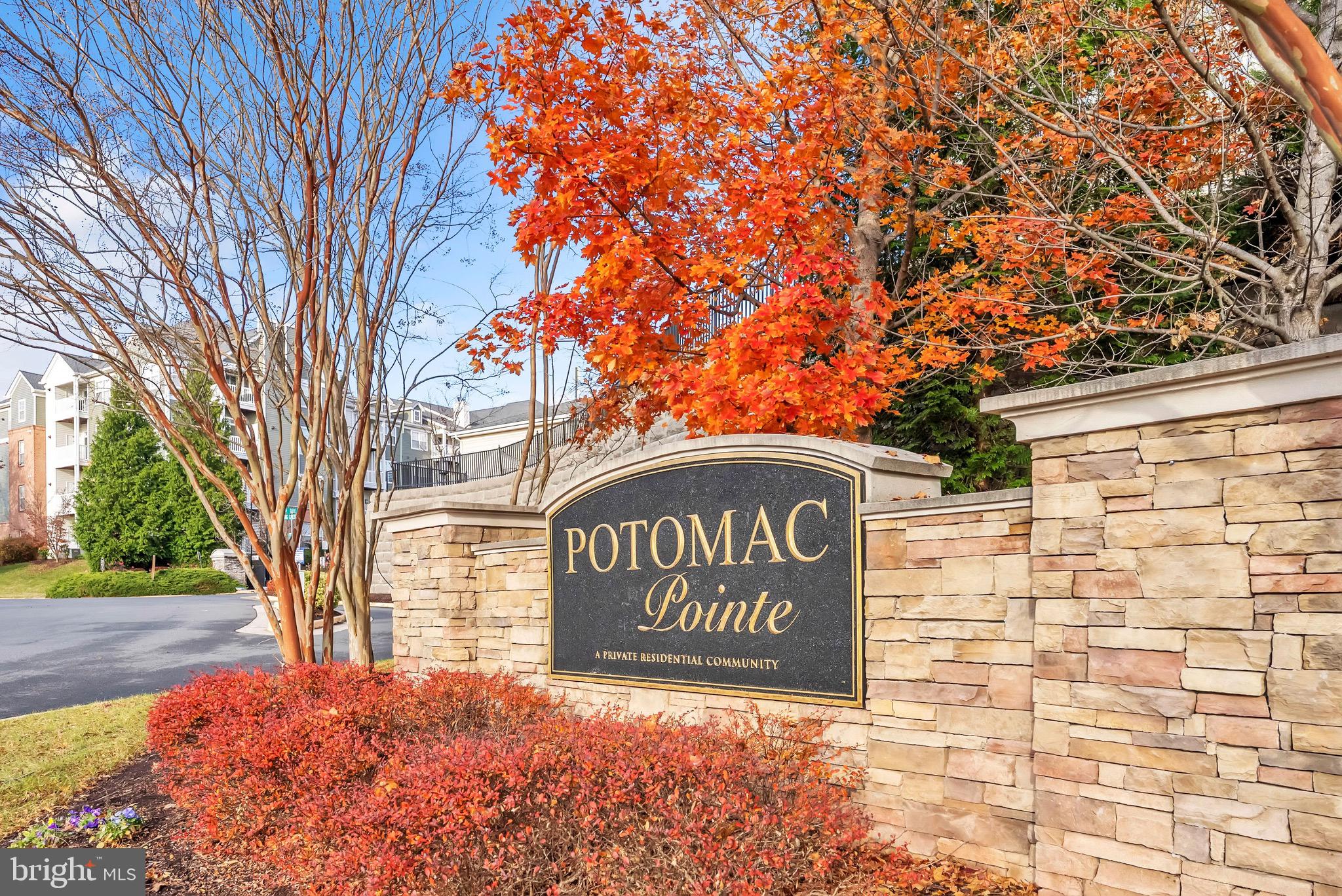 1641 LADUE COURT 402