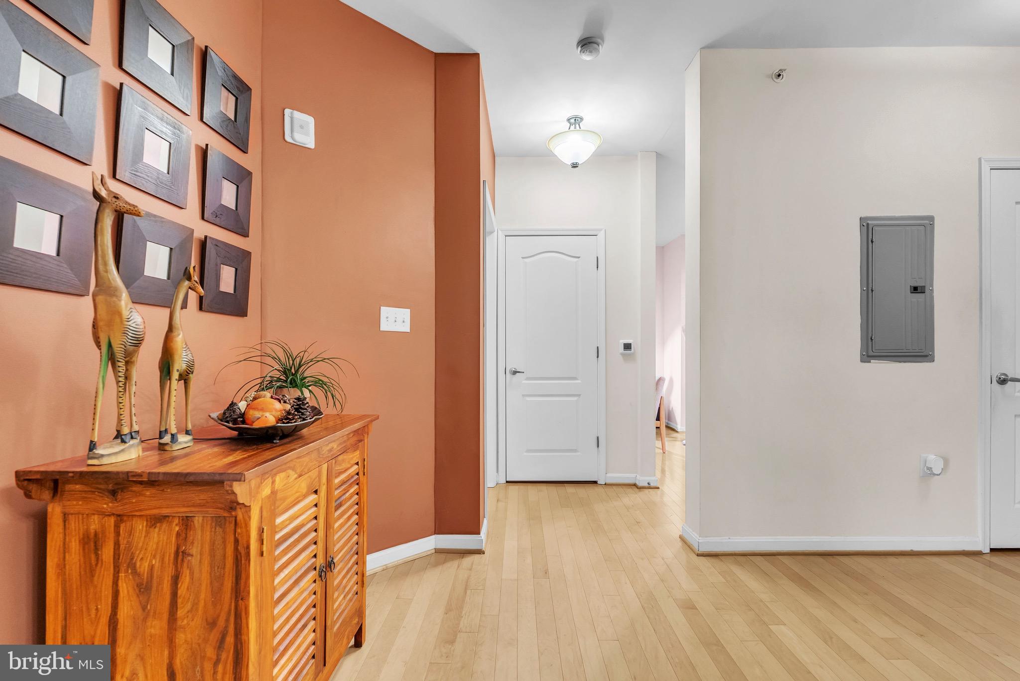 1641 LADUE COURT 402