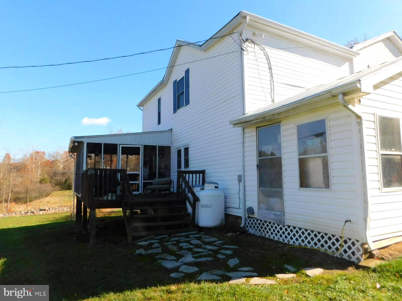 3415 N MOUNTAIN ROAD