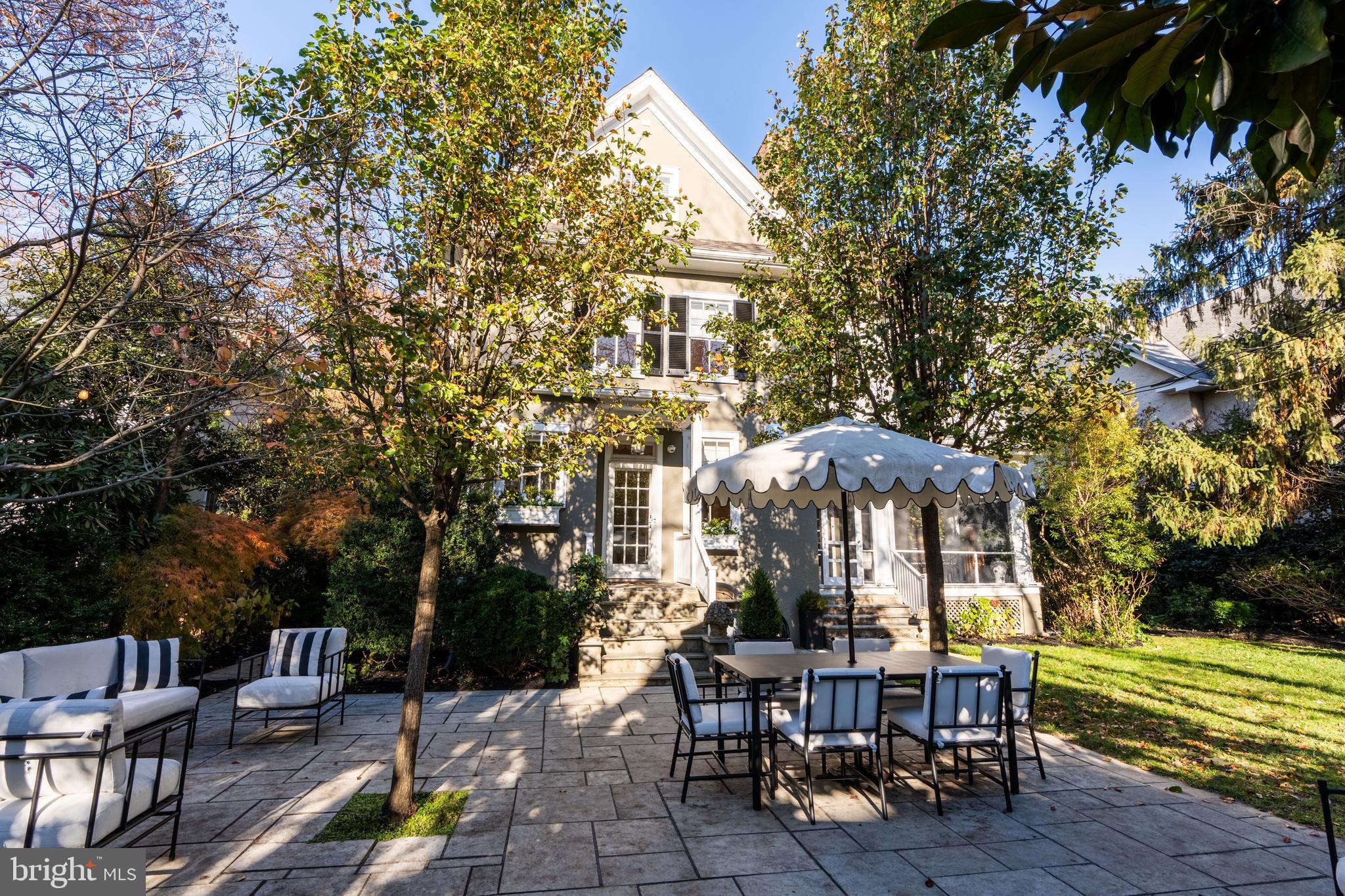 MURRAY HILL - Residential