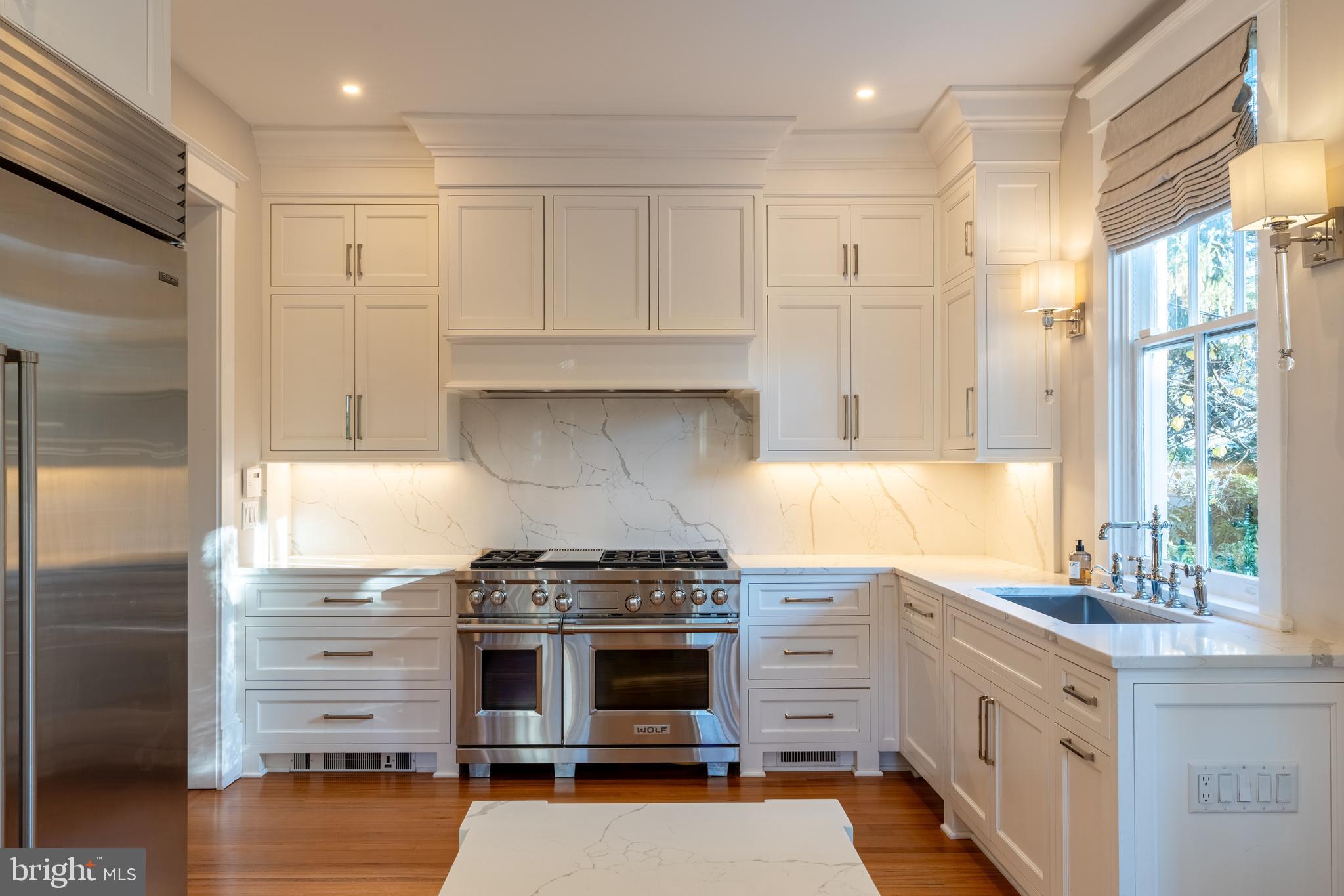 MURRAY HILL - Residential