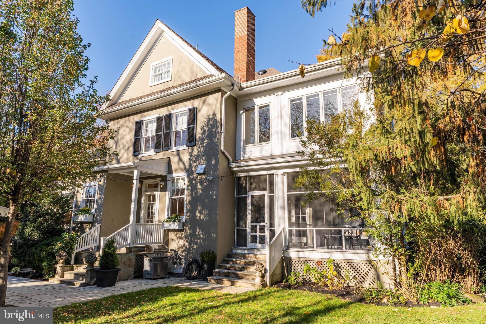 MURRAY HILL - Residential