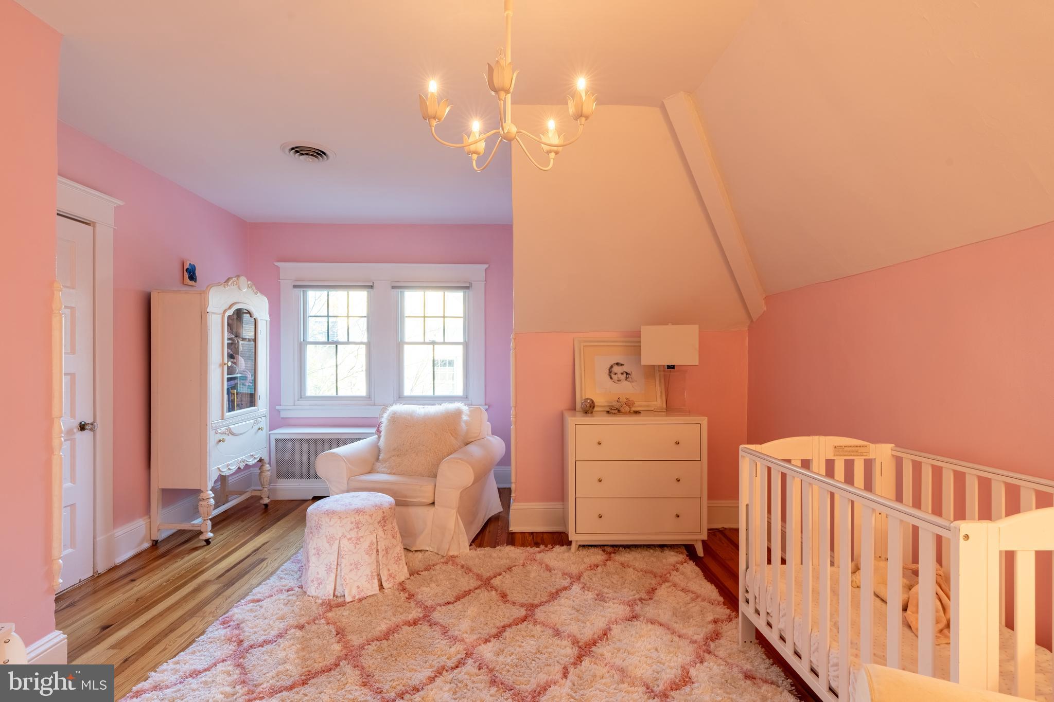 MURRAY HILL - Residential